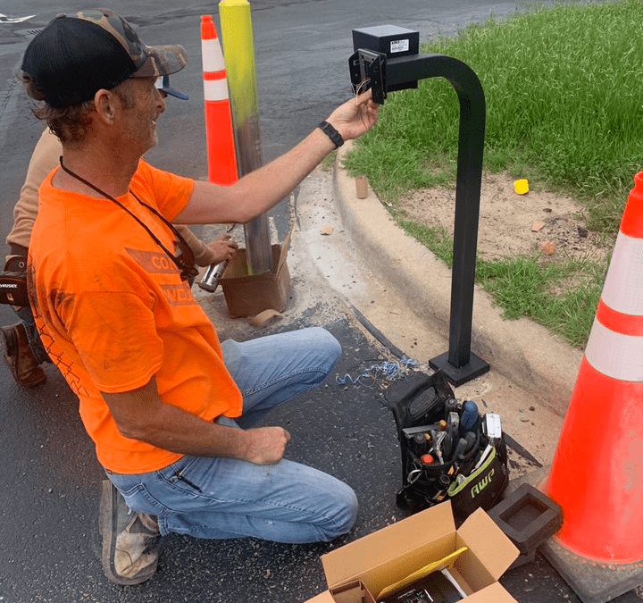 How to Verify the License of Your Automated Gate Contractor in Oklahoma