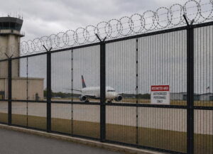 Gibraltar’s Gideon™ Fence System installed at an airport in the United States.